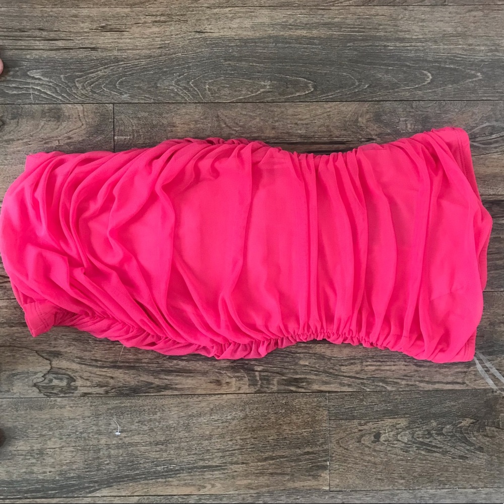 Fashion Nova rouche dress so cute never worn!